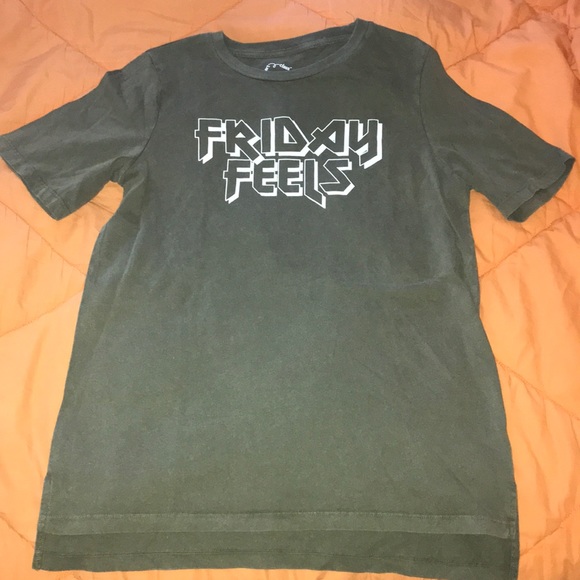 Friday Feels Graphic Tee - Picture 3 of 3